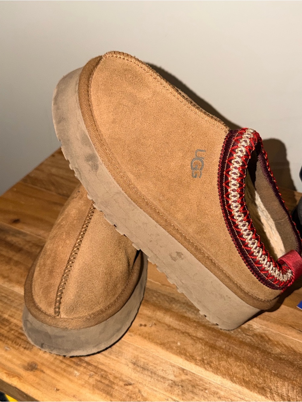 UGG Chestnut Suede Slip-On Clogs with Red Trim Sz 5
